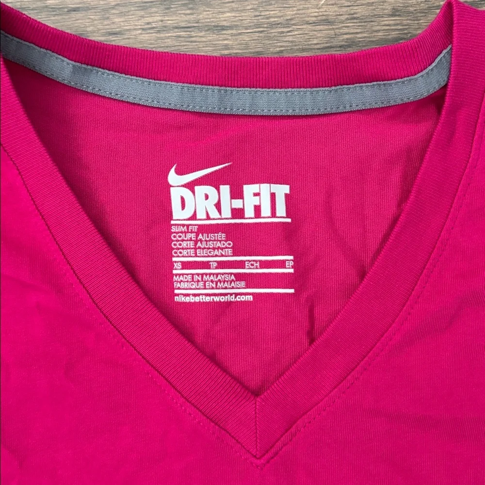 Nike Women's Dri-FIT Short Sleeve Tee in Fuchsia